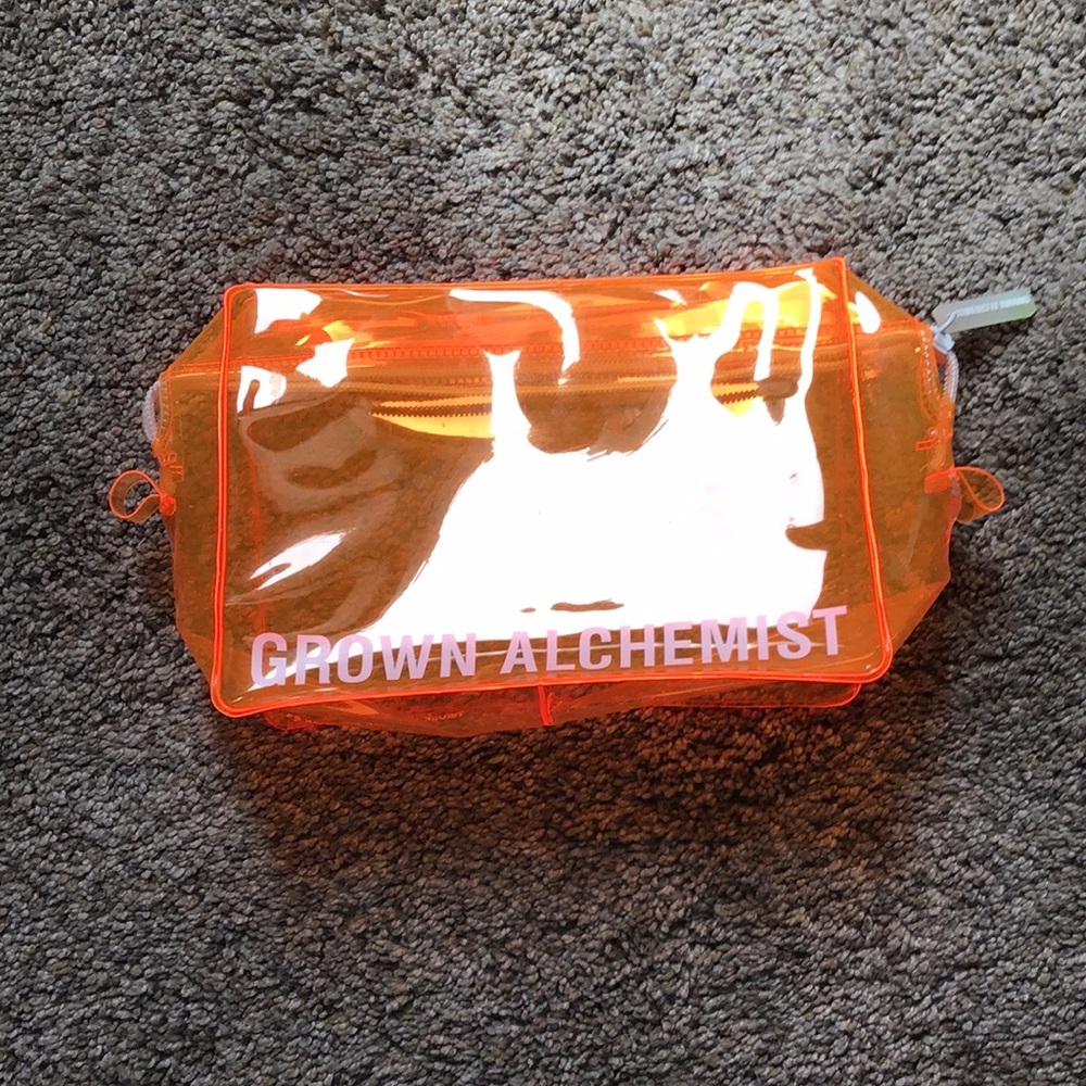 Makeup bag